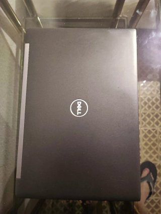 Portátil Dell i5 12GB RAM 256GB SSD FHD