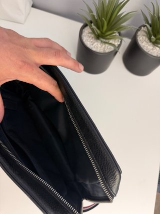 Bolso de mano/Neceser Tommy Hilfiger Negro