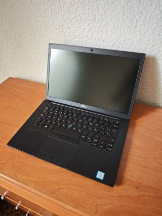 Portátil Dell i5 Gen 8 FHD 16GB RAM 256GB SSD