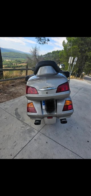 Honda Gold Wing Touring Moto Gris