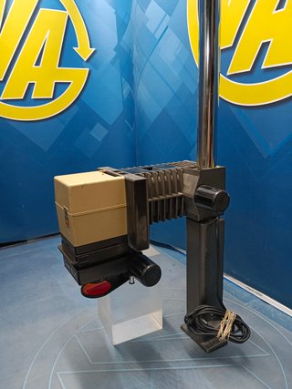 ampliadora durst b30, sin soporte o mesa de madera, funcionando