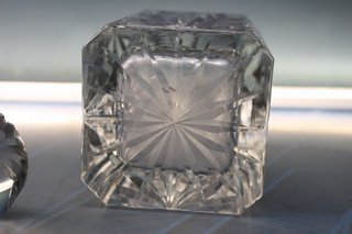 Botella, licorera, decantador de cristal tallado y plata “Coñac”. Mid-century