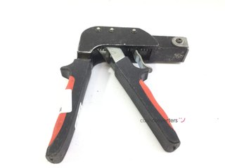 herramienta multiusos standers pinza