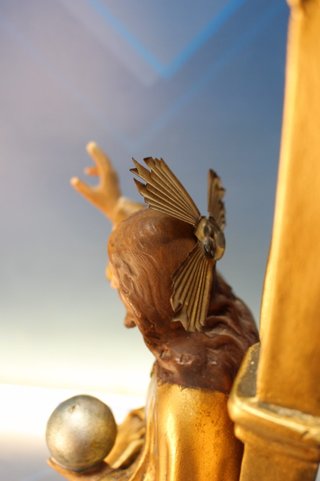 Cristo Rey. Sagrado Corazón de Jesús en el trono, entronizado.