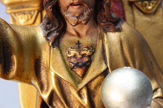 Cristo Rey. Sagrado Corazón de Jesús en el trono, entronizado.