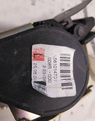 Cinturón seguridad 561014701 mercedes clase 111637