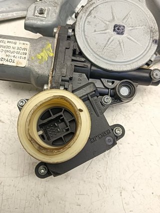 ELEVALUNAS TRASERO IZQUIERDO TOYOTA VERSO (AUR2/Z