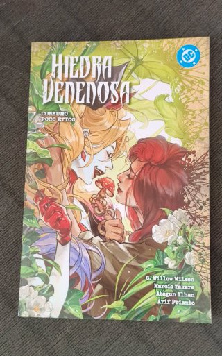 Lote Comics Hiedra Venenosa DC premiere