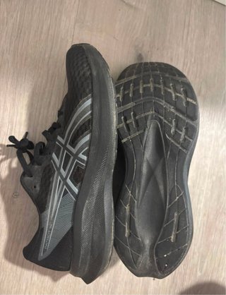 ASICS patriot 14 negras talla 41,5