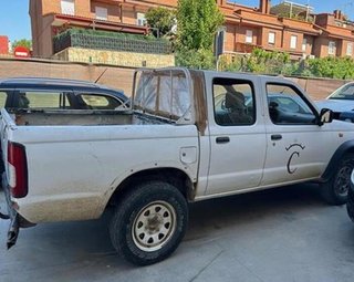 Enganche cinturon 868422s470 nissan navara 37994