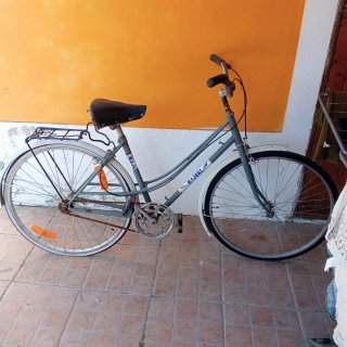 Bicicleta Clássica Senhora Majori Yé-Yé