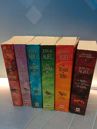 Jean M. Auel, Los hijos de la tierra. Completa. 6 tomos. El clan del oso cavernario
