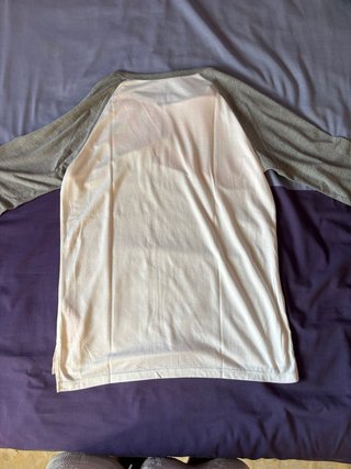 Camiseta Nike Raglán Gris y Blanca