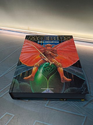 Tomo nuevo, sin uso,moebius obra hermética