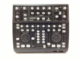 mesa mezclas behringer b-control deejay bcd3000