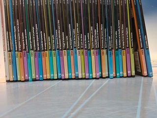 dvds COLECCIÓN COMPLETA, LOS AÑOS DEL NO-DO del 0 al 37- EL MUNDO , 38 dvds en total