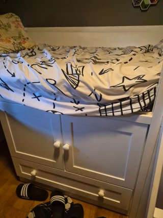 Cama nido con escritorio integrado