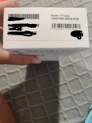 Xiaomi 17T con HyperOS