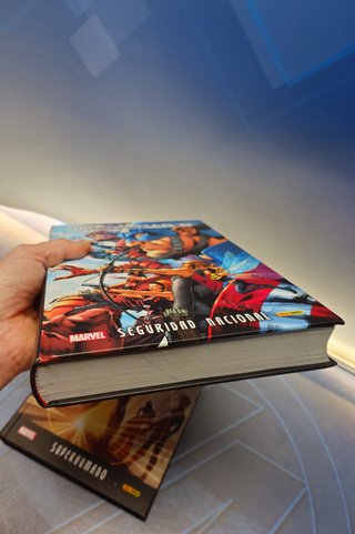 The Ultimate tomo 1 y tomo 2, Panini, Marvel Comic
