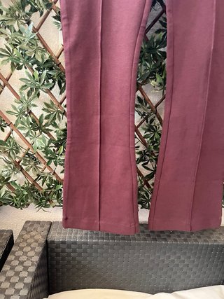 Pantalón acampanado