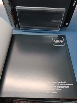 JOYAS DE LA HISTORIA 5 TOMOS, en su box caja cuadrada de madera , Planeta