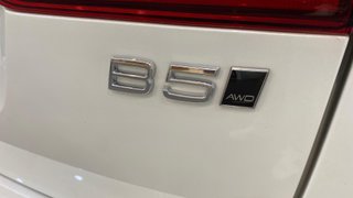 VOLVO XC60 2.0 B5 P MHEV CORE AUTO 4WD 5P