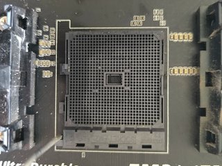 Placa Base GIGABYTE GA-F2A88X-D3H más cpu, y 8 RAM