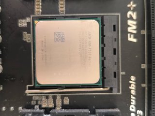 Placa Base GIGABYTE GA-F2A88X-D3H más cpu, y 8 RAM