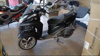 Yamaha Tricity 125 Negra
