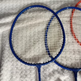 Conjunto 4 Raquetes Badminton + 2 Volantes