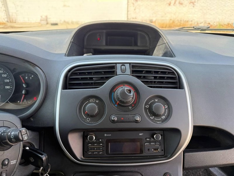 Renault Kangoo 2019, foto 31