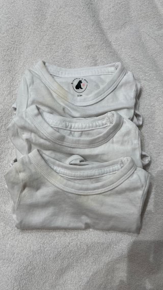 Lote 3 bodies Bramble & Bear 0-3m