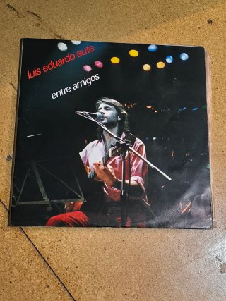 Disco Doble de Luis Eduardo Aute - Entre Amigos.