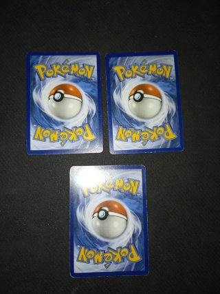 Lotto 3 carte EVO Pokémon