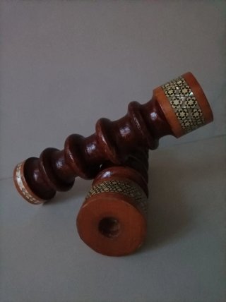 Candelabros de madera artesanales