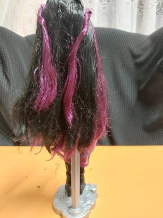 Muñeca Ever After High Raven Queen