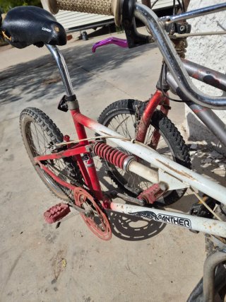 Bicicleta BMX Panther Roja y Blanca