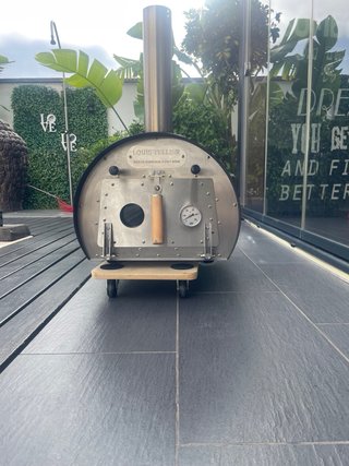 Horno de leña para pizza, asados, pescados etc