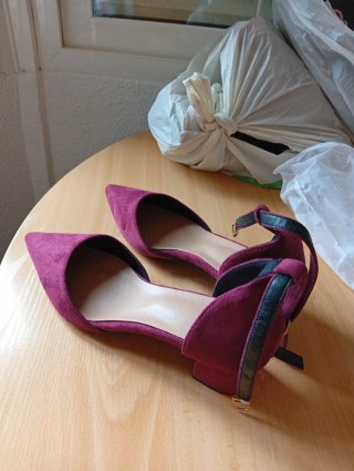 Zapatos de tacón morados talla 43