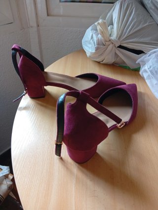Zapatos de tacón morados talla 43