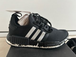 Zapatillas Adidas Negras talla 37 1/3 sin estrenar