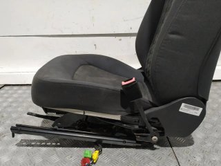 Asiento delantero derecho AUDI A3 (8VK)