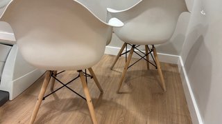 Silla Nórdica Blanca Patas Madera