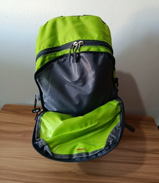 Mochila 35L Impermeable Verde - Nueva