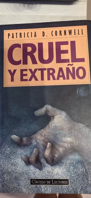 Cruel y extraño