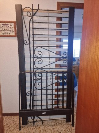 Cama Diván Metálico