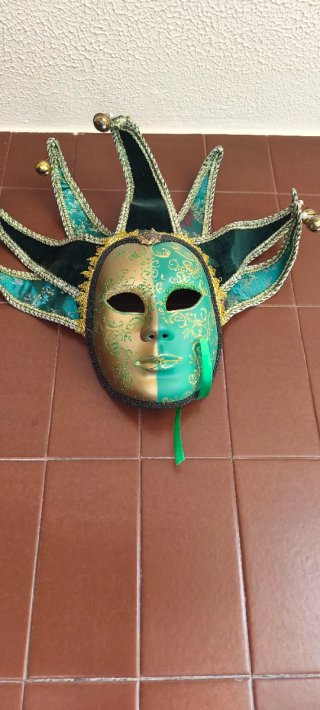 Máscara Veneciana Joker Tela y Plástico