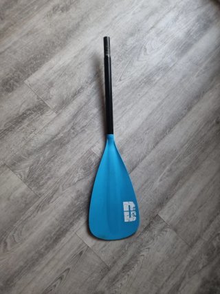Remo azul para paddle surf