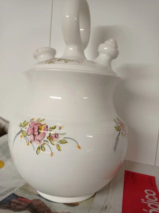 Jarrón Pipo Porcelana Flores Rosas