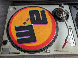 Technics SL-1200 MK2 Tocadiscos Plata